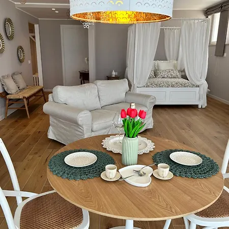 Apartment Eyes On The Sea